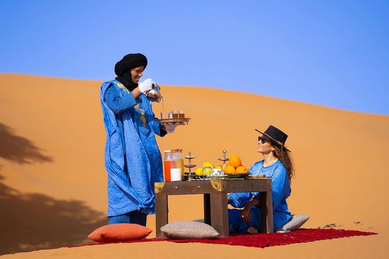 Merzouga Nomadic Luxury Camp Екстериор снимка