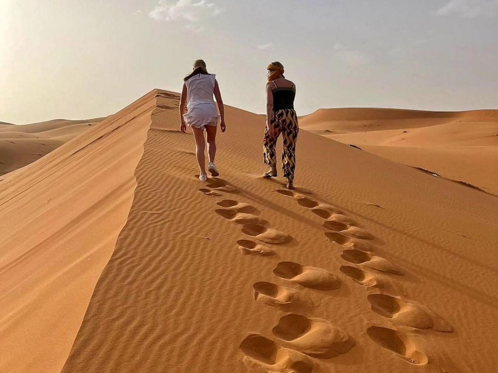 Merzouga Nomadic Luxury Camp Екстериор снимка