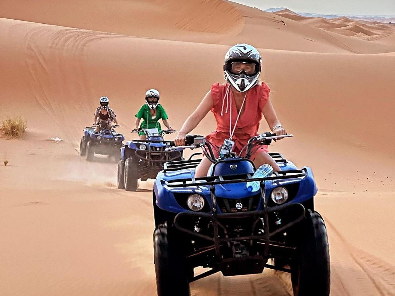 Merzouga Nomadic Luxury Camp Екстериор снимка